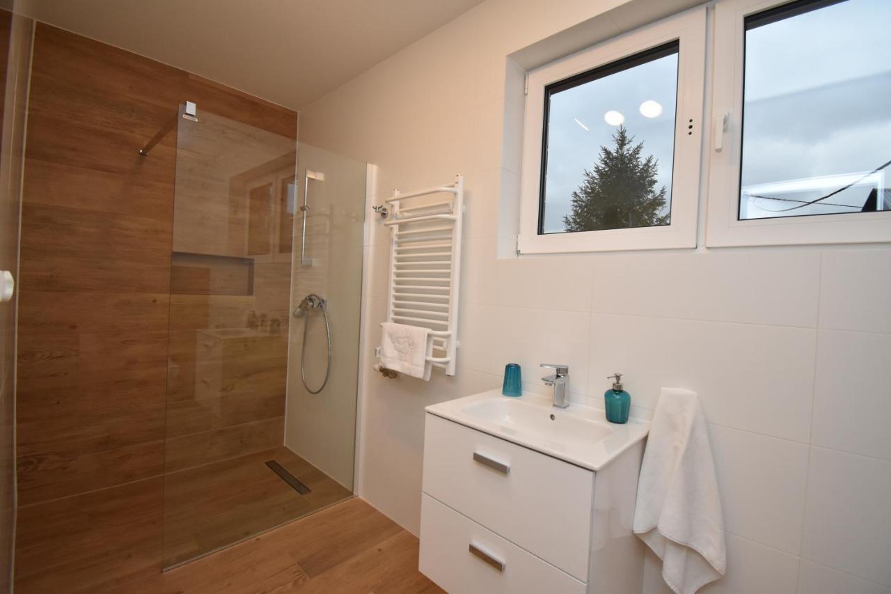 Apartamenty Pod Skalitem شتوروك المظهر الخارجي الصورة